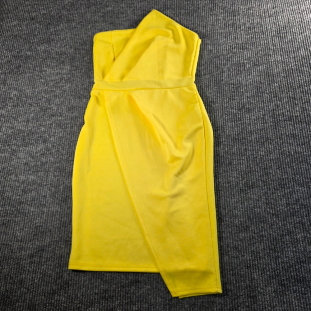 CBR Exclusive Selection Yellow One Shoulder Asymmetrical Wrap Dress Size M NWT